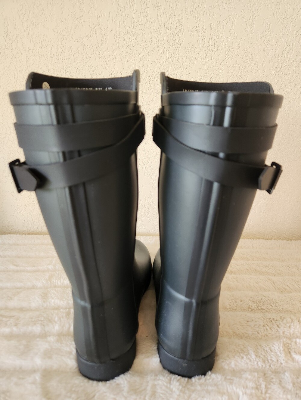Hunter Refined Slim Fit Contrast Short Black Rain Boots Women's Size 9 - Picture 6 of 10